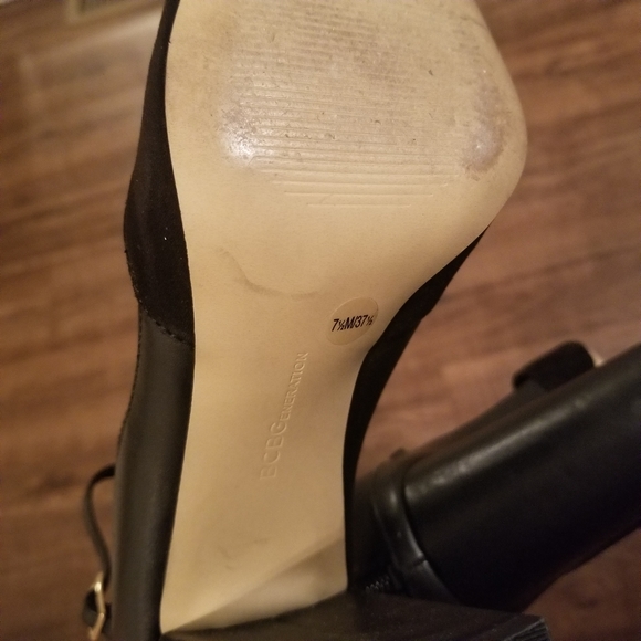 7.5 bcbg block heels - Picture 4 of 4